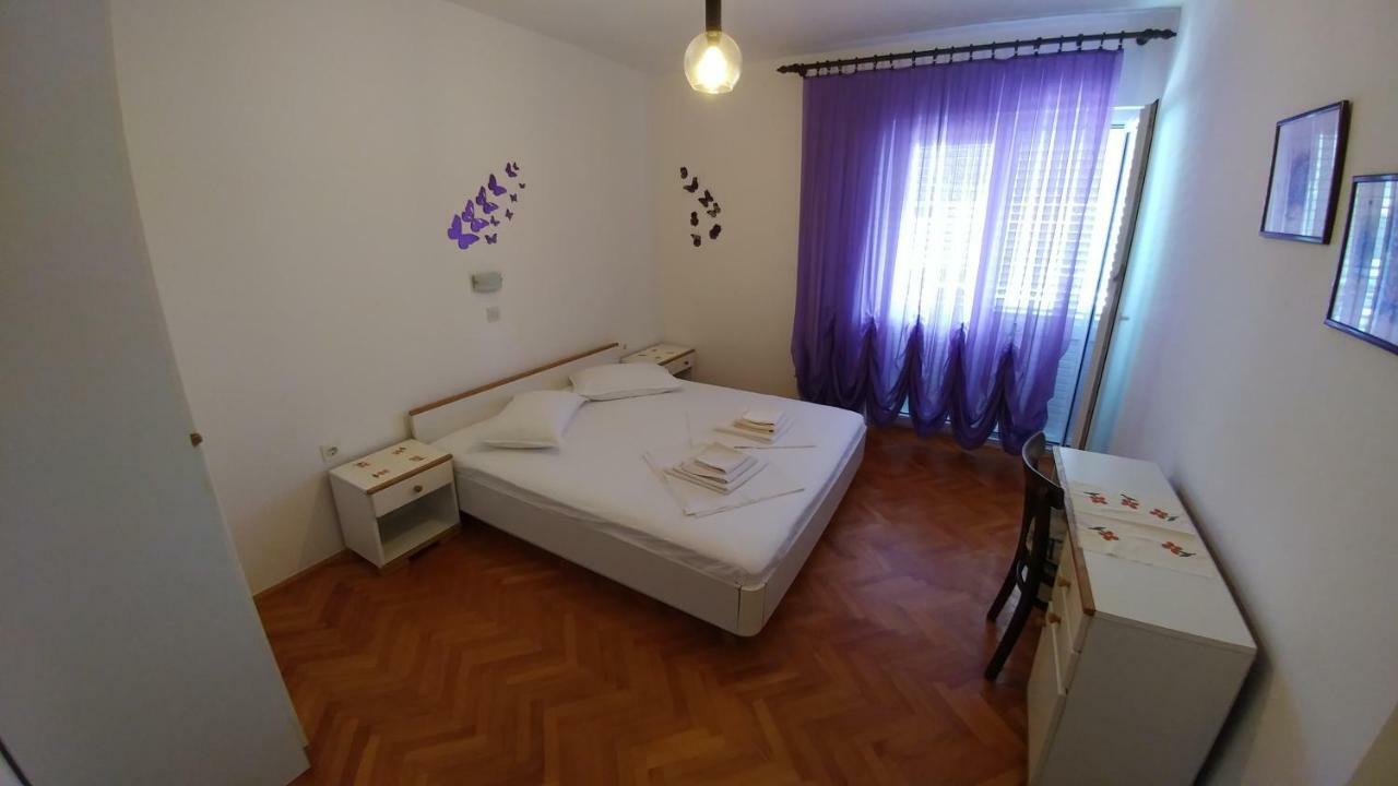 Apartments Dora Banjol Exterior photo